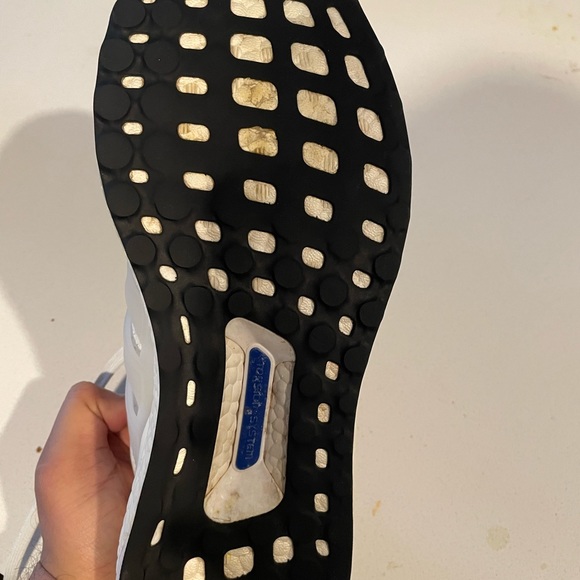 Adidas Ultraboost Size 12 - Picture 6 of 6
